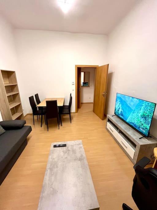 Stadtpark Aelteste Kirche Apartment